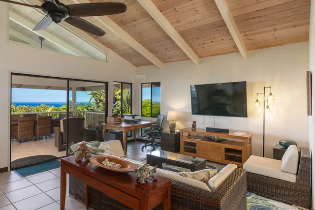 $1,950,000 | 77-6430 Pualani Street, Kailua-Kona, HI 96740