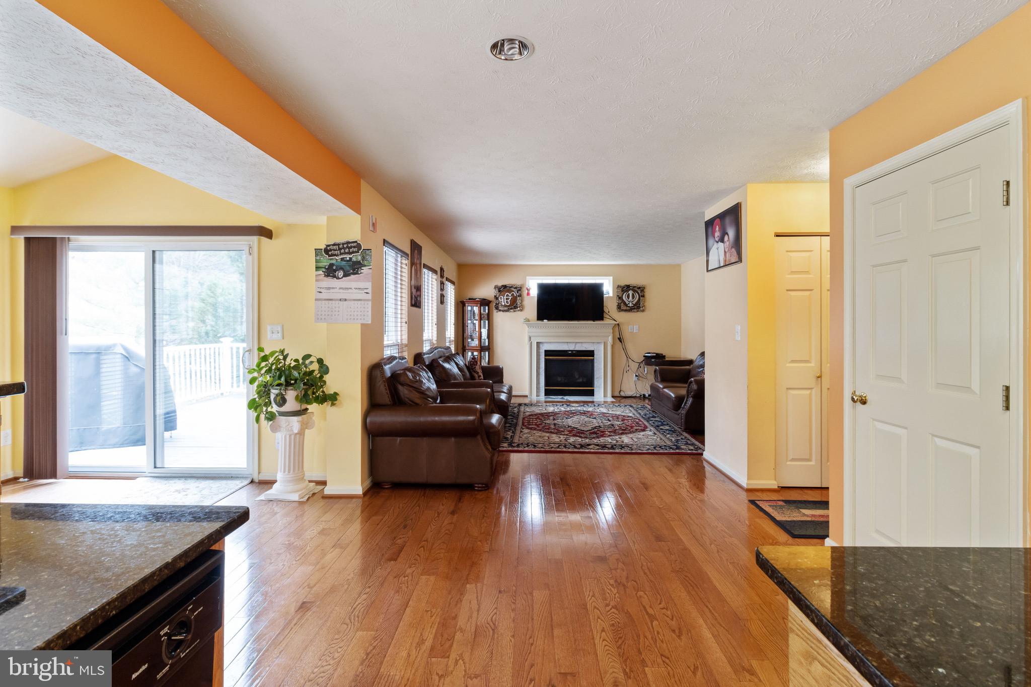 7751 Rotherham Drive Hanover, MD 21076 - Photo 17 of 42 Sliders to Deck