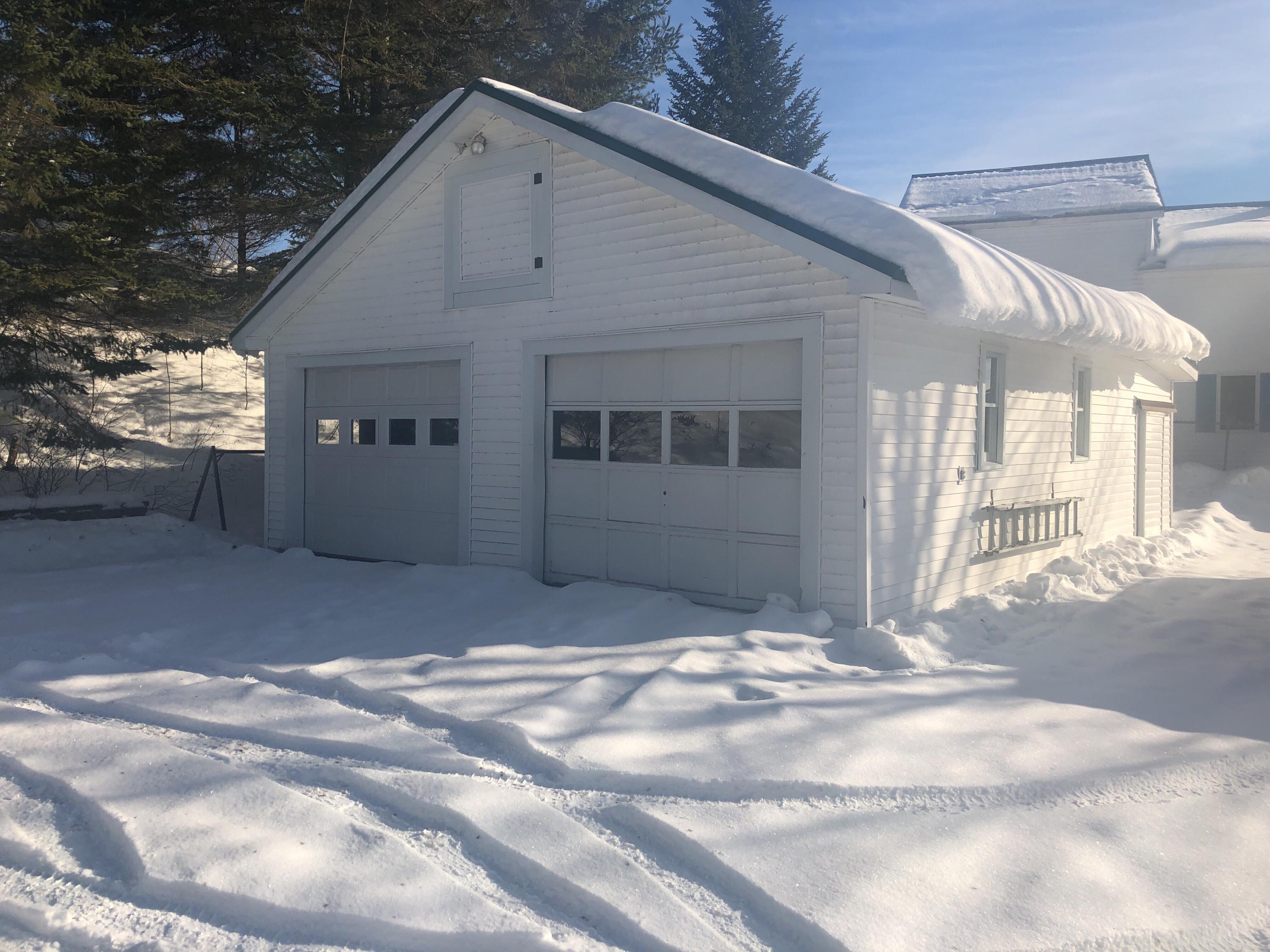 151 Pondview Street Limestone, ME 04750 - Photo 3 of 15 IMG-8023