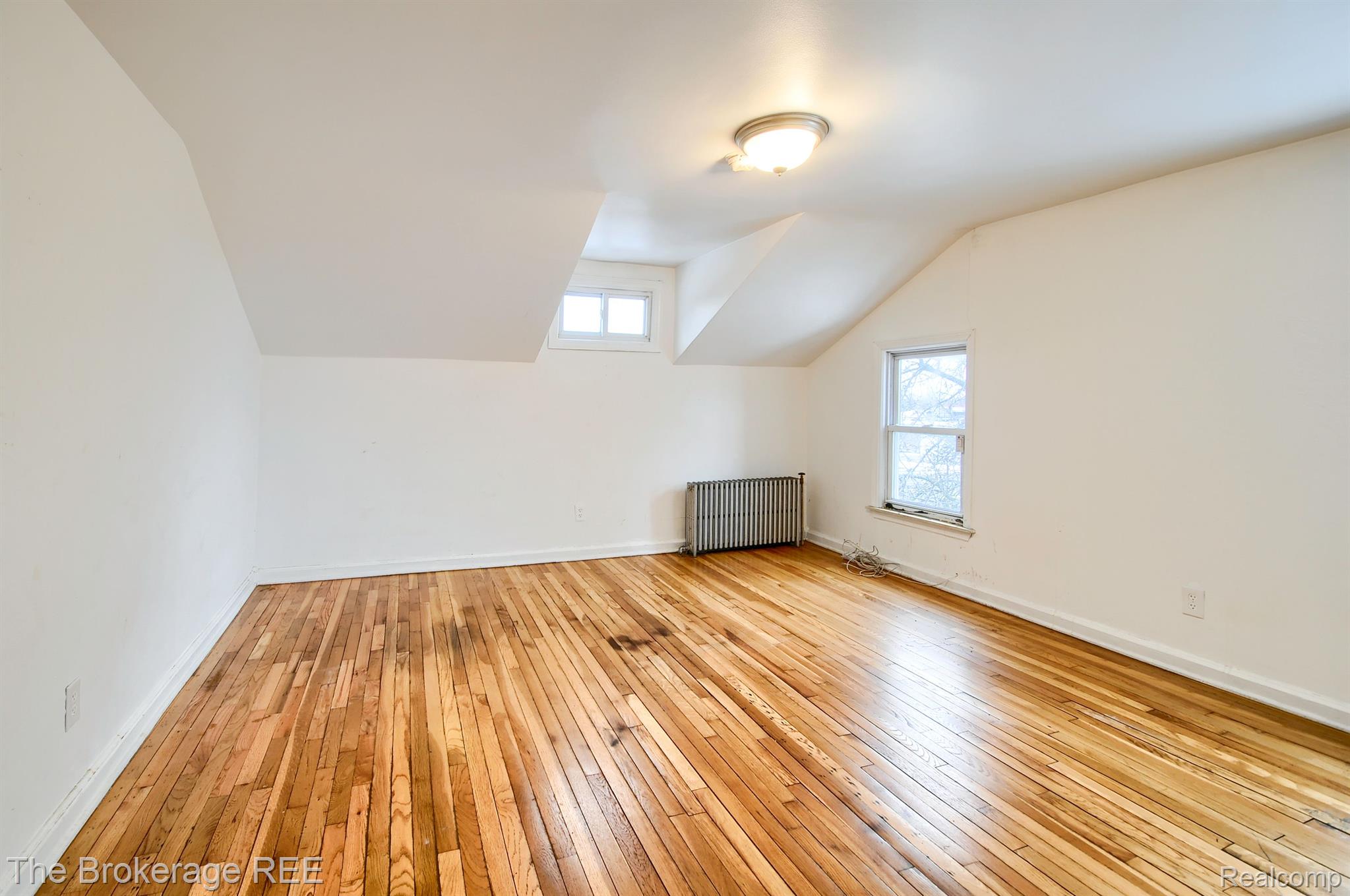 4047 South Center Road Burton, MI 48519 - Photo 31 of 48 Gallery Image 31