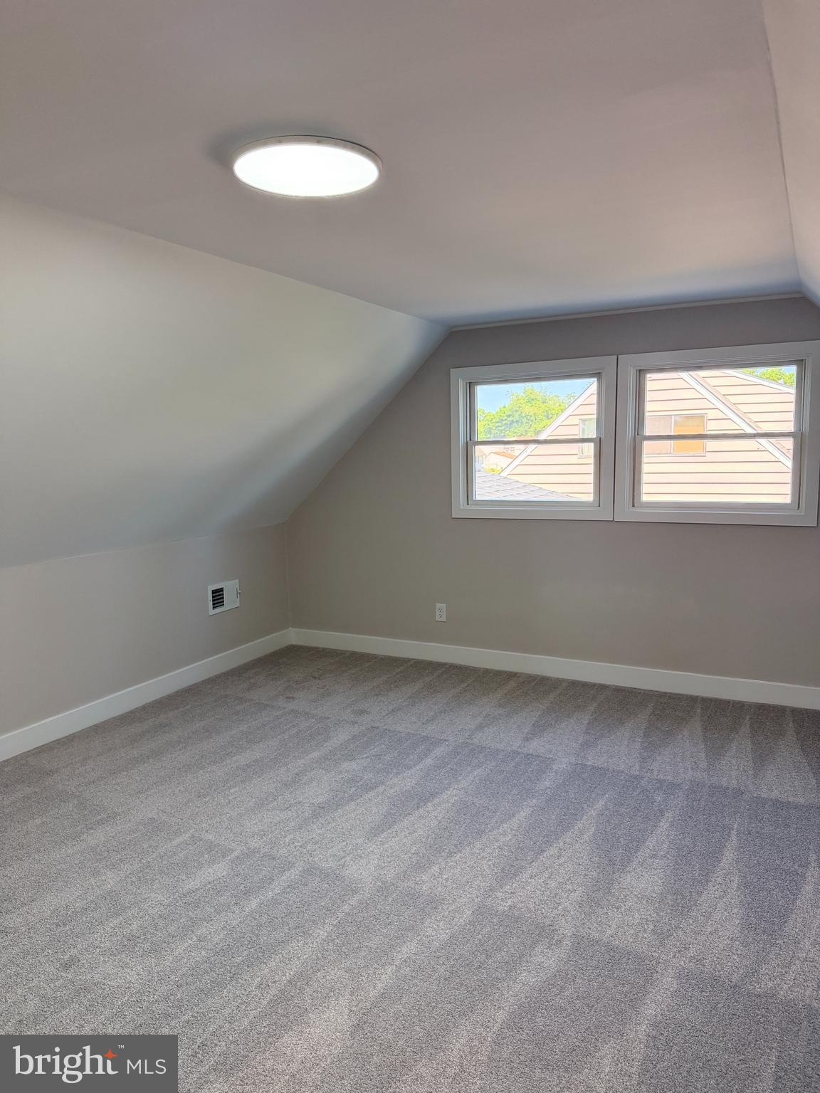 44 Tinsel Road Levittown, PA 19056 - Photo 23 of 31