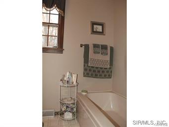 4903 S Road Waterloo, IL 62298 - Photo 13 of 24