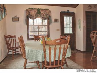 4903 S Road Waterloo, IL 62298 - Photo 5 of 24