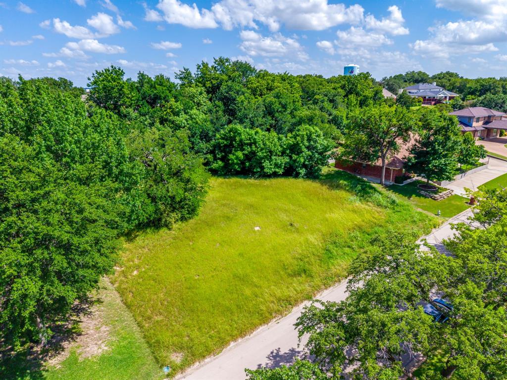 18 Thornhill Road Benbrook, TX 76132 - Photo 2 of 28