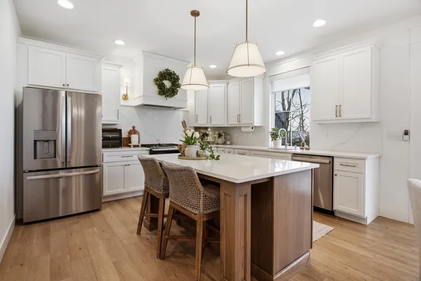 $615,000 | 1207 Briarwood Lane, Mahomet, IL 61853