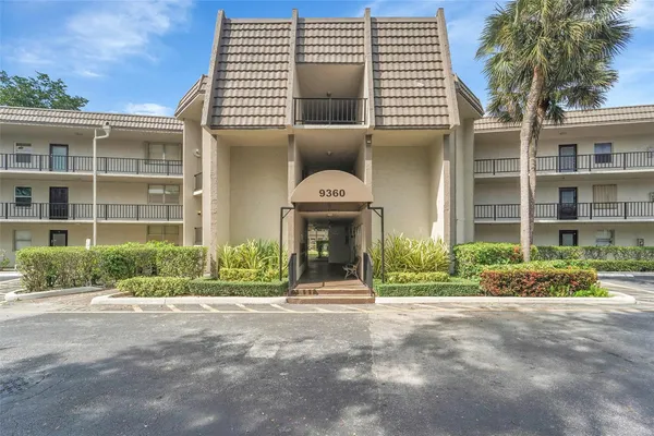 $95,999 | 9360 Lime Bay Boulevard, Unit 207, Tamarac, FL 33321