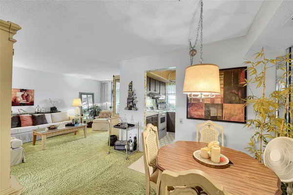 $95,999 | 9360 Lime Bay Boulevard, Unit 207, Tamarac, FL 33321