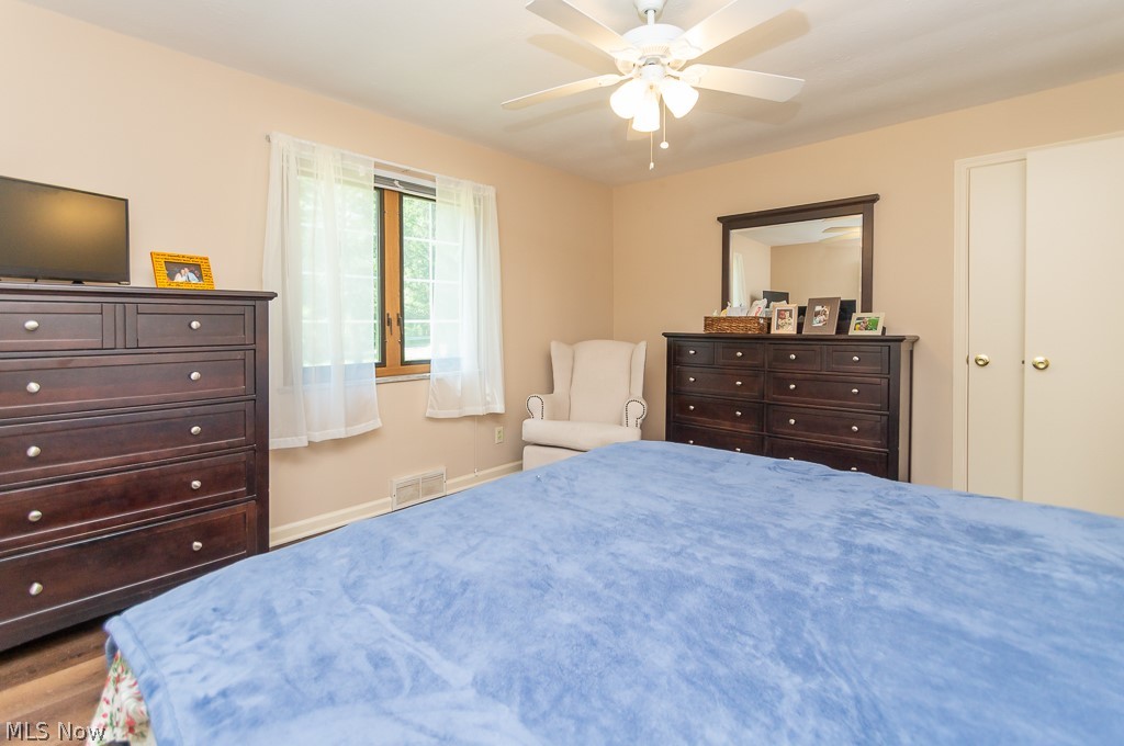 20790 Mastick Road Cleveland, OH 44126 - Photo 22 of 27