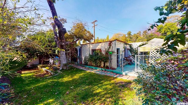 $1,350,000 | 1225 North Cedar Street, Glendale, CA 91207