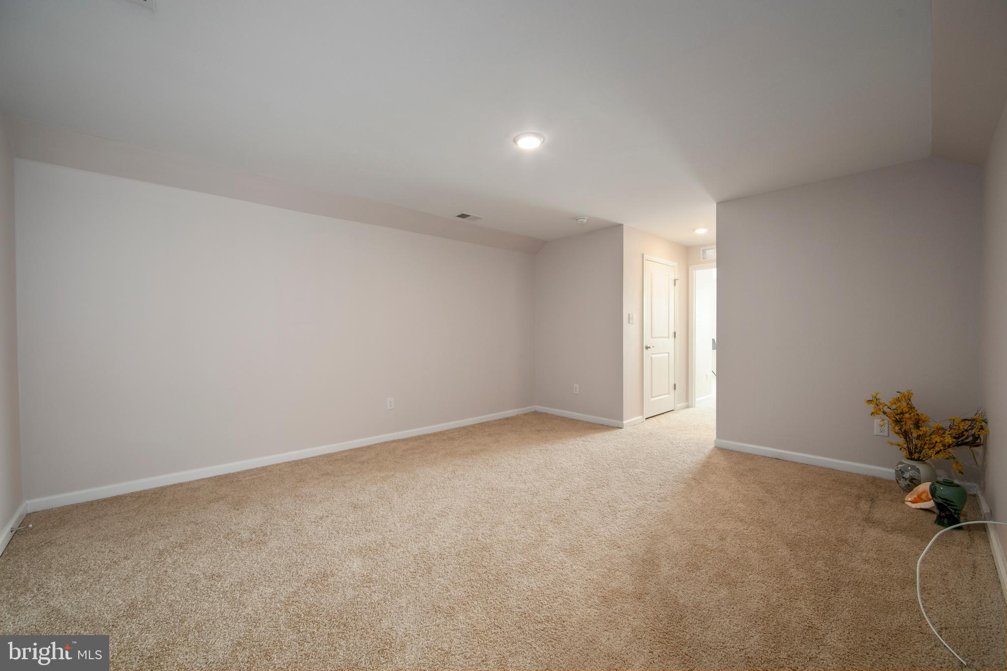 33 Walton Way Delanco, NJ 08075 - Photo 33 of 46 a view of an empty room