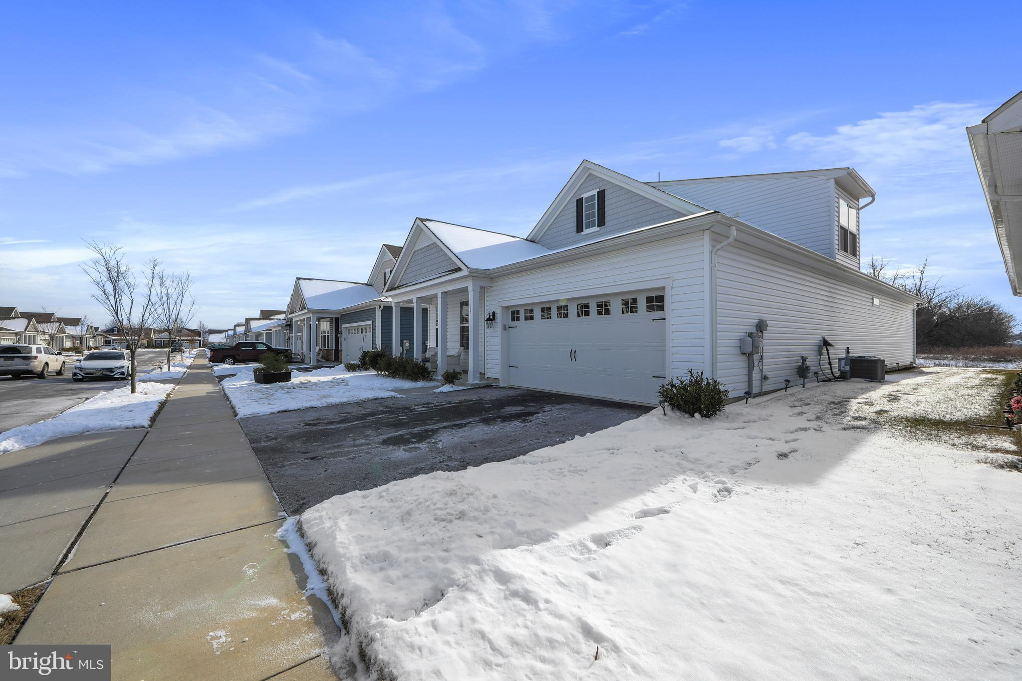 33 Walton Way Delanco, NJ 08075 - Photo 4 of 46 a view of a street with a house
