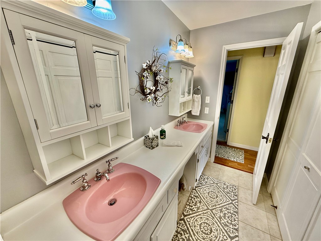 2255 South Taylor Road Decatur, IL 62521 - Photo 13 of 47
