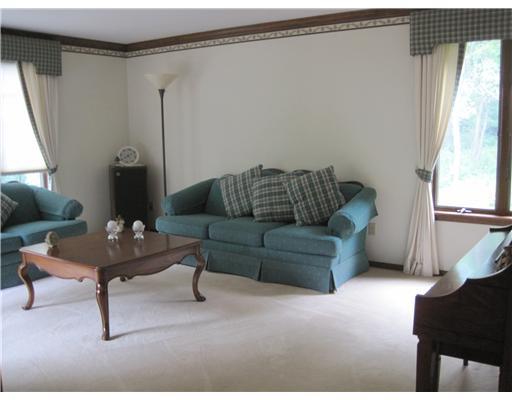 4491 Hilty Road Murrysville, PA 15668 - Photo 9 of 18 Living Room. Formal Living Room
