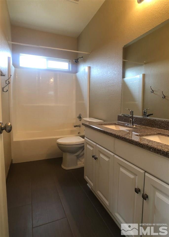 560 Luciana Drive Reno, NV 89521 - Photo 5 of 25 Photo 5