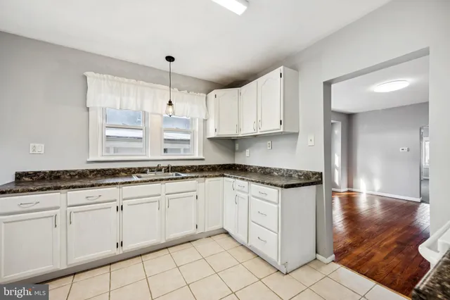 $425,000 | 26 East Holly, Haddon Township, NJ 08107