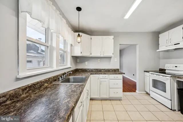 $425,000 | 26 East Holly, Haddon Township, NJ 08107