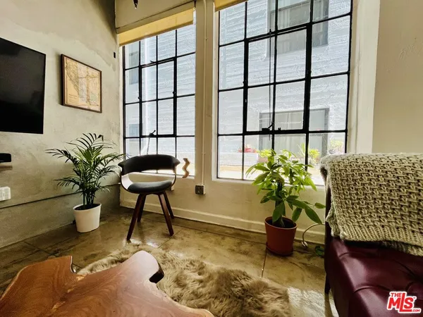 $2,650 | 746 South Los Angeles Street, Unit 302, Los Angeles, CA 90014