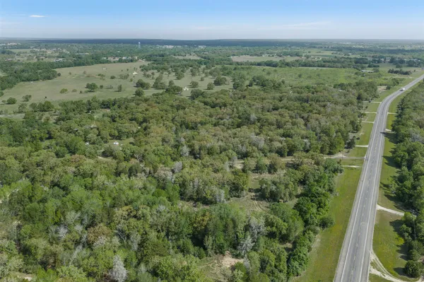 $169,900 | 2642 Highway 77, Rockdale, TX 76567