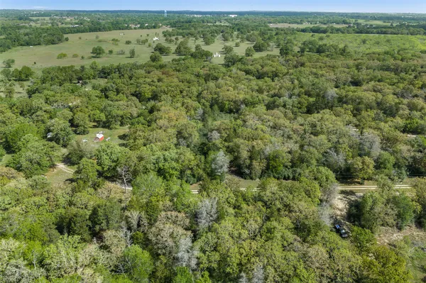 $169,900 | 2642 Highway 77, Rockdale, TX 76567