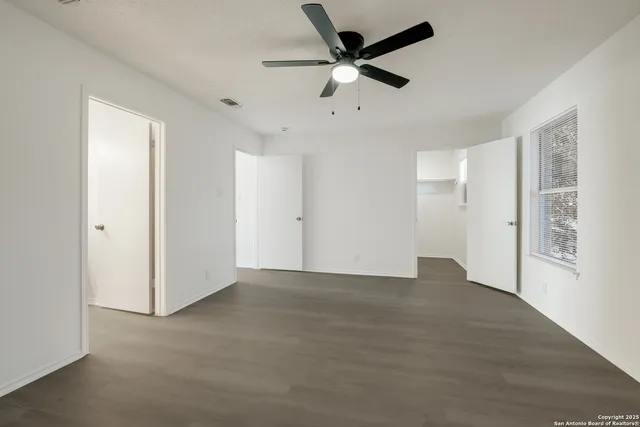 $1,800 | 3506 Moss Meadow, San Antonio, TX 78222