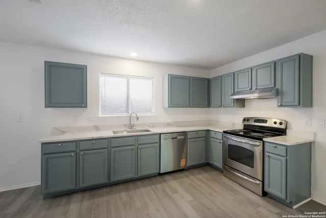 $1,800 | 3506 Moss Meadow, San Antonio, TX 78222