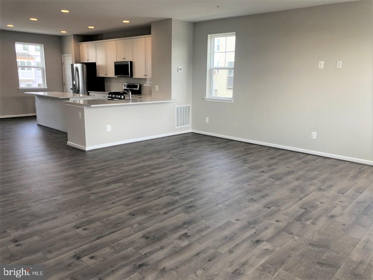 14217 Travilah Road Rockville, MD 20850 - Photo 5 of 16