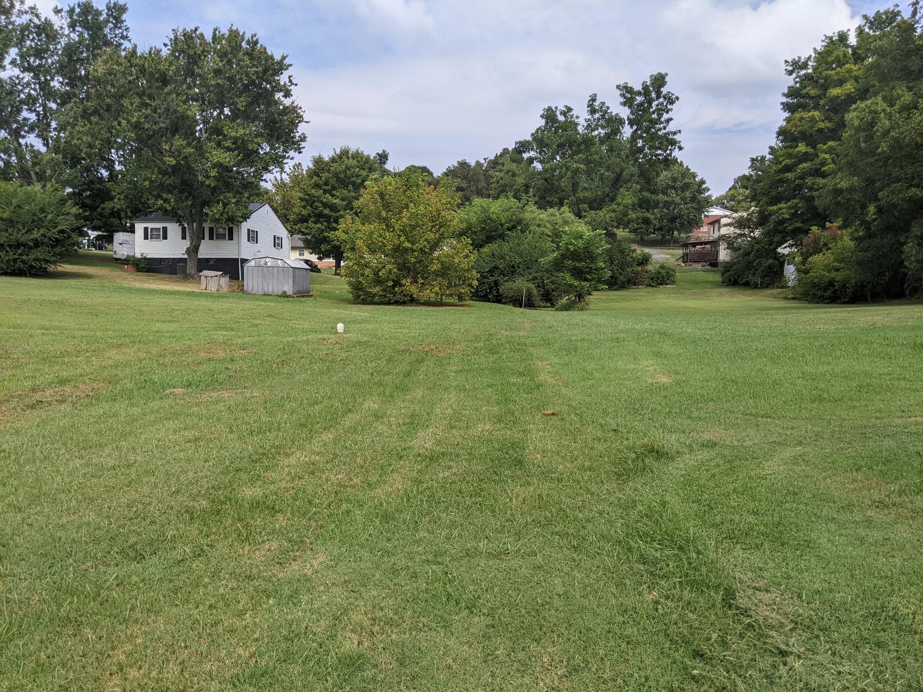 116 Bird Circle Greeneville, TN 37743 - Photo 12 of 93 PXL_20220830_152636132