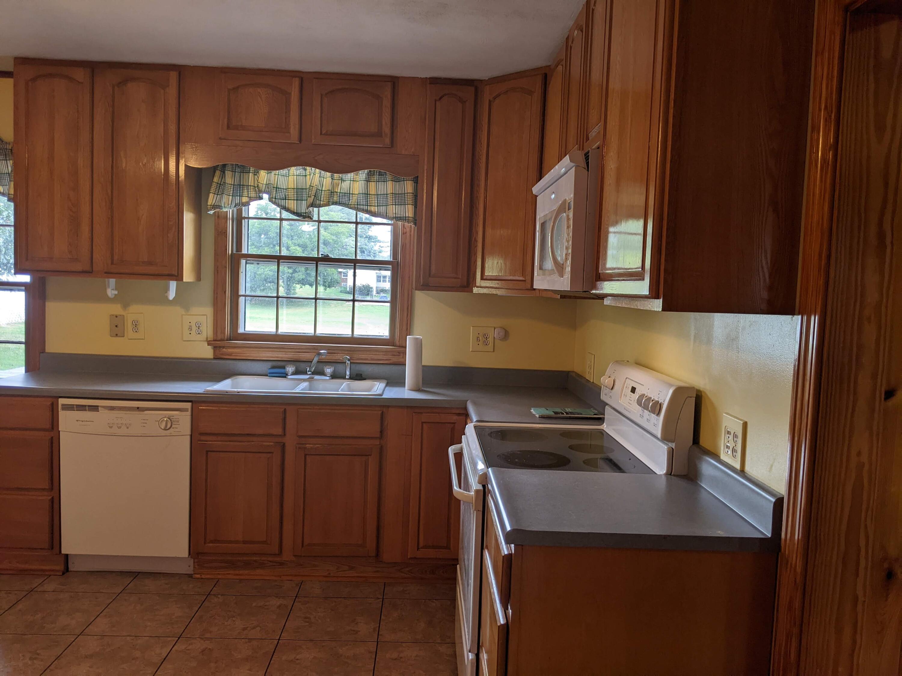 116 Bird Circle Greeneville, TN 37743 - Photo 29 of 93 PXL_20220830_153936641