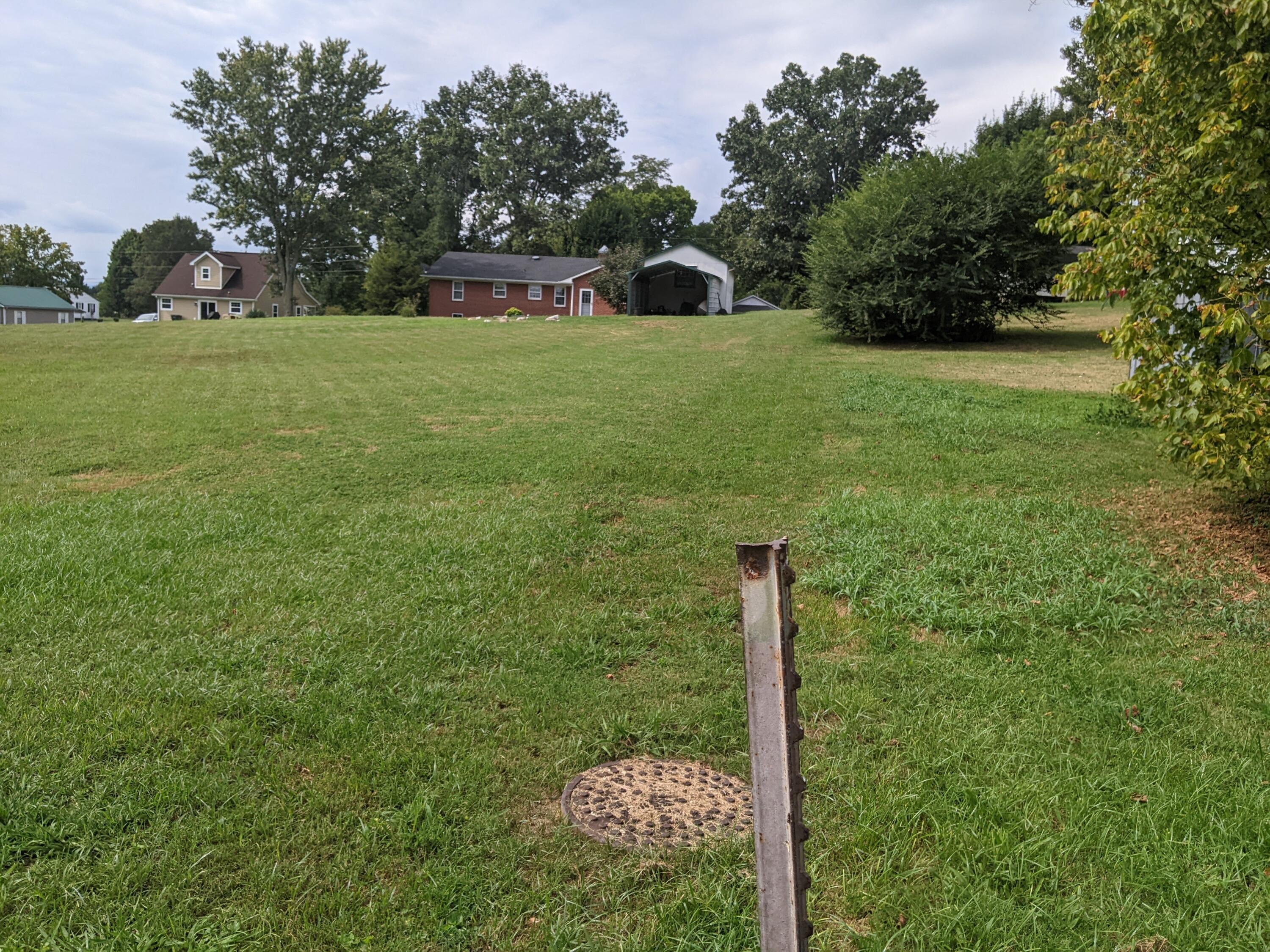 116 Bird Circle Greeneville, TN 37743 - Photo 10 of 93 PXL_20220830_152532051