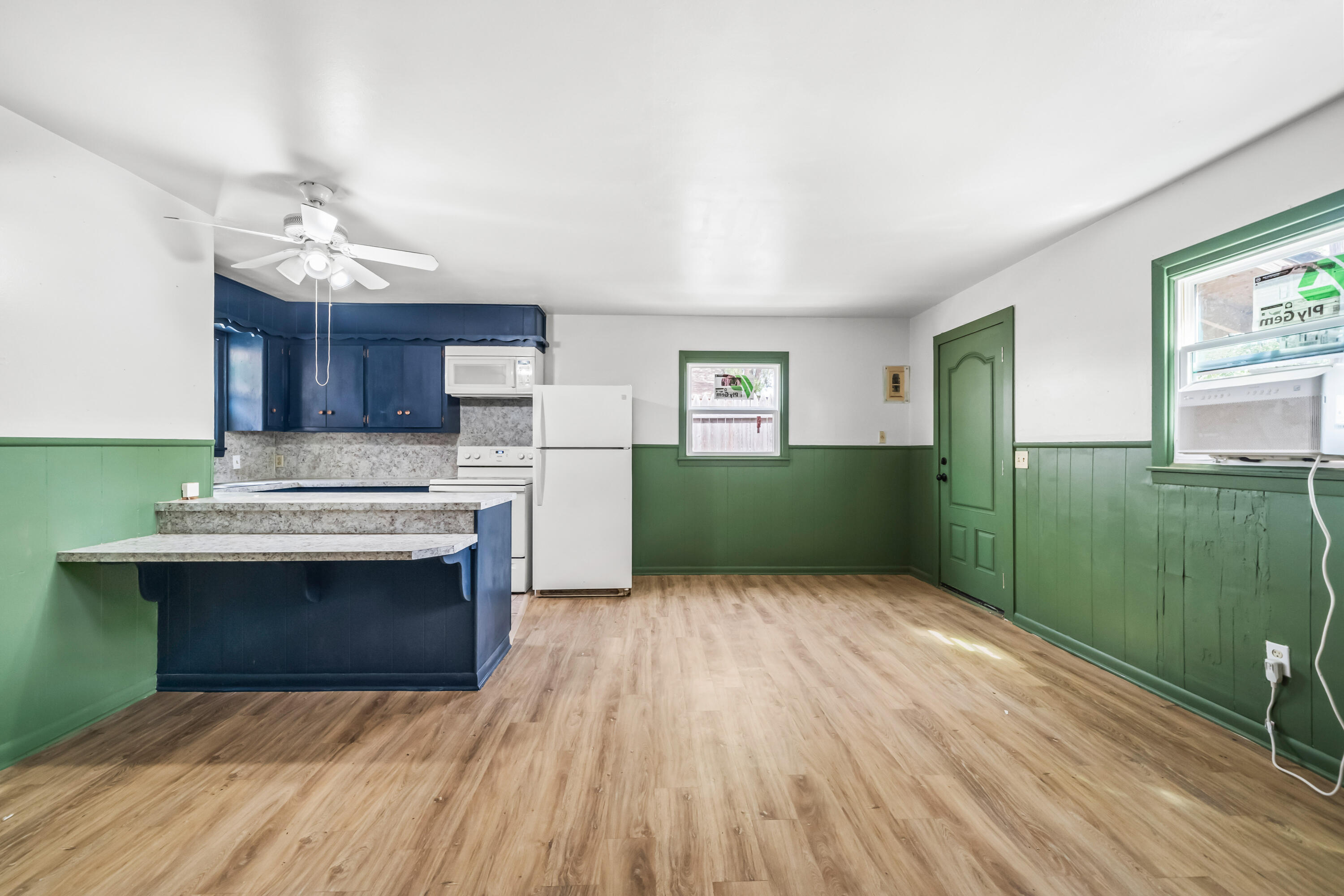 2213 27th Street, Unit REAR Lubbock, TX 79411 - Photo 4 of 17 4