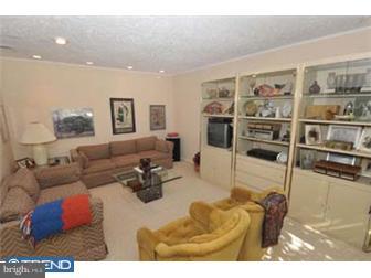 711 Fordham Road Bala Cynwyd, PA 19004 - Photo 4 of 12 Family Room