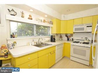 711 Fordham Road Bala Cynwyd, PA 19004 - Photo 7 of 12 Kitchen