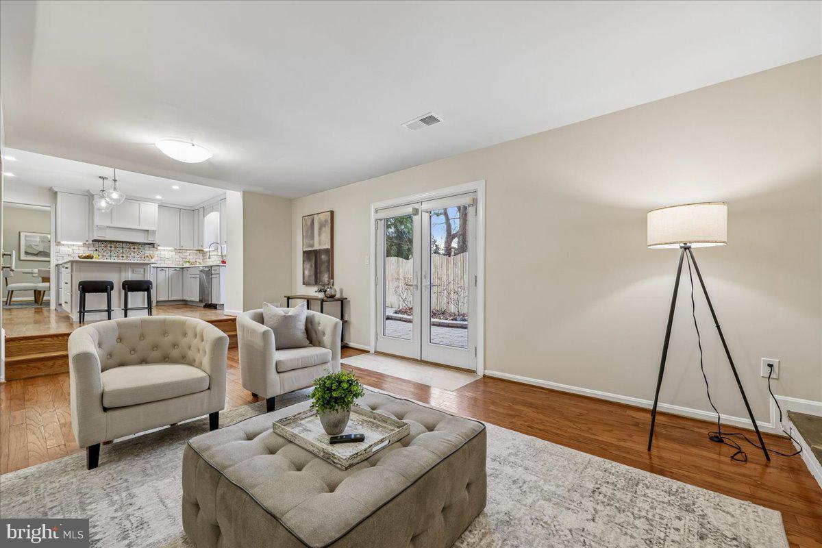 11705 Hitching Post Lane Rockville, MD 20852 - Photo 18 of 50