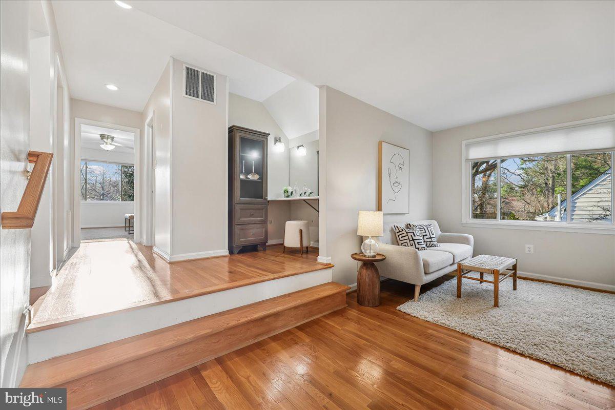 11705 Hitching Post Lane Rockville, MD 20852 - Photo 24 of 50