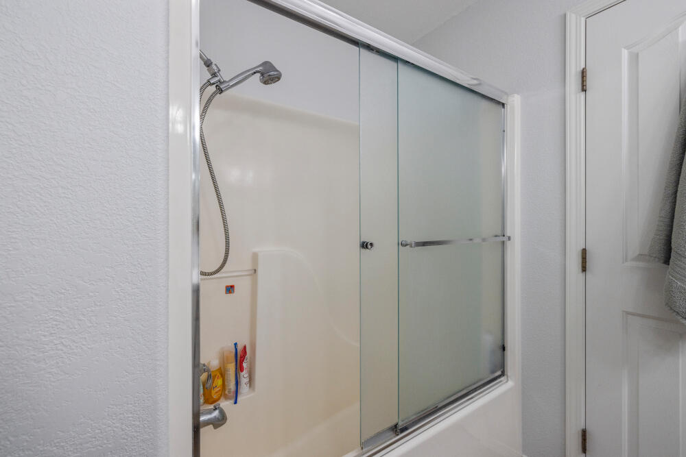 1781 Quail Ridge Drive Klamath Falls, OR 97601 - Photo 32 of 82 32