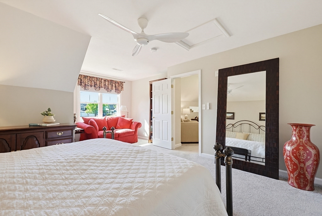 27 Country Hill Road, Unit 27 Holden, MA 01522 - Photo 26 of 38