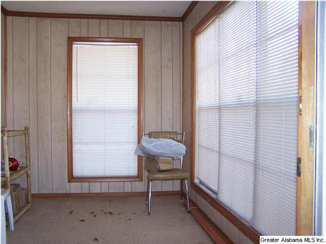 3944 Parkwood Road Bessemer, AL 35022 - Photo 10 of 12