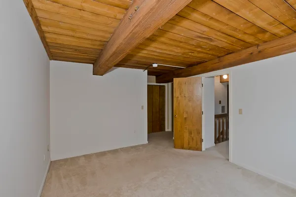 $270,000 | 124 College Street, Unit 20, South Hadley, MA 01075