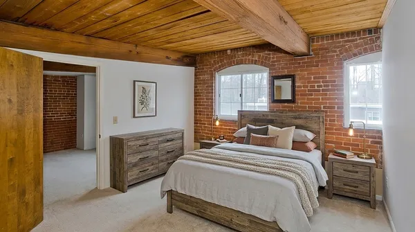 $270,000 | 124 College Street, Unit 20, South Hadley, MA 01075