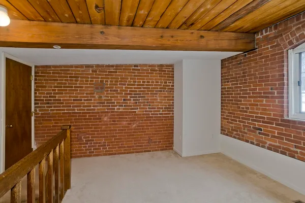 $270,000 | 124 College Street, Unit 20, South Hadley, MA 01075