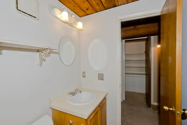 $270,000 | 124 College Street, Unit 20, South Hadley, MA 01075