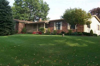 12214 Denton View Fenton, MI 48430 - Photo 1 of 9 20273297.JPG