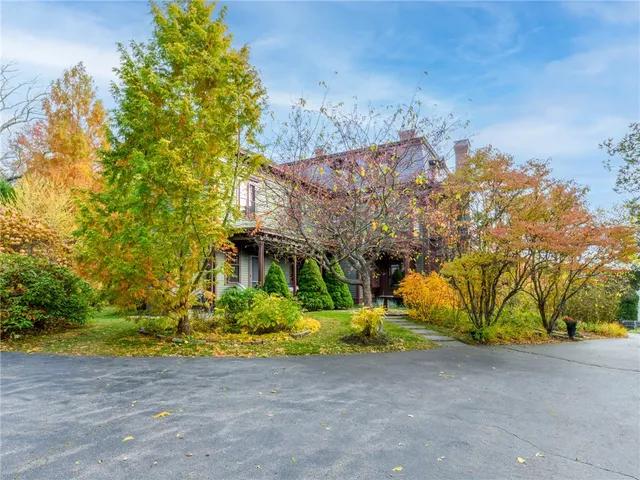 $1,950,000 | 51 Hesper Drive, Warwick, RI 02818