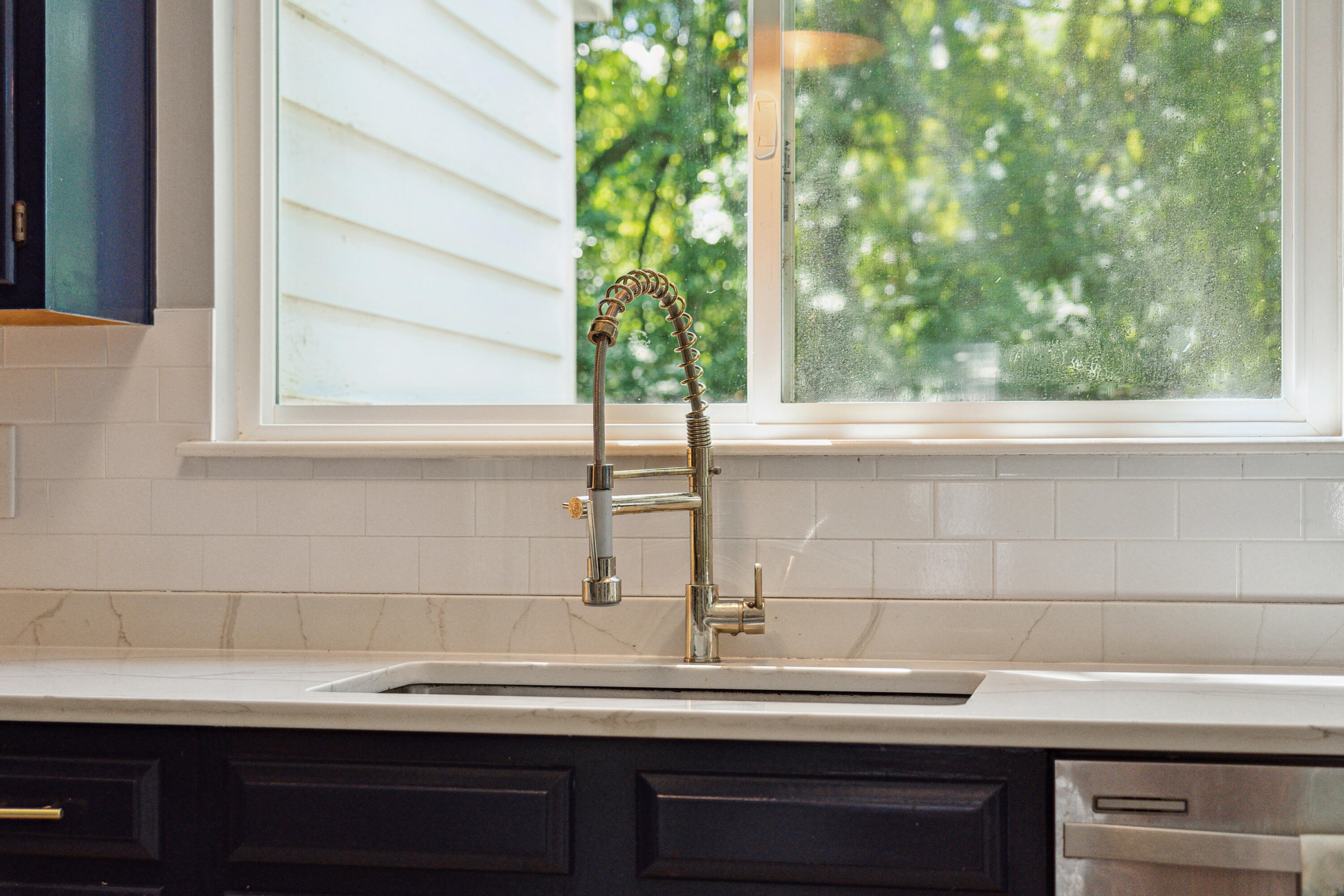 539 Castle Hall Road Mount Pleasant, SC 29464 - Photo 24 of 39 539CastleHallRd-KeenEyeMarketing-019