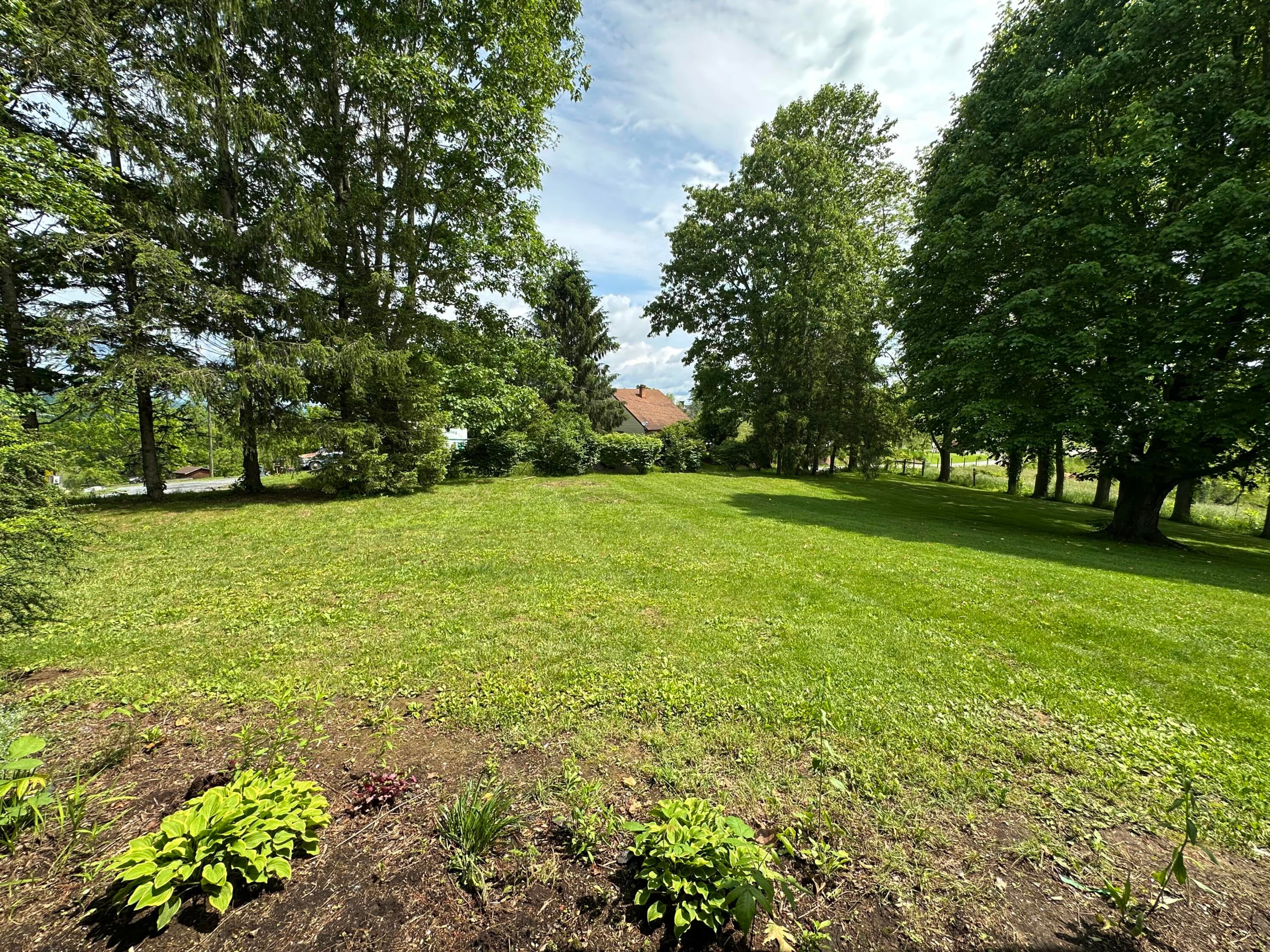 2222 Davis Stuart Road Lewisburg, WV 24901 - Photo 5 of 68 Gallery Image 5