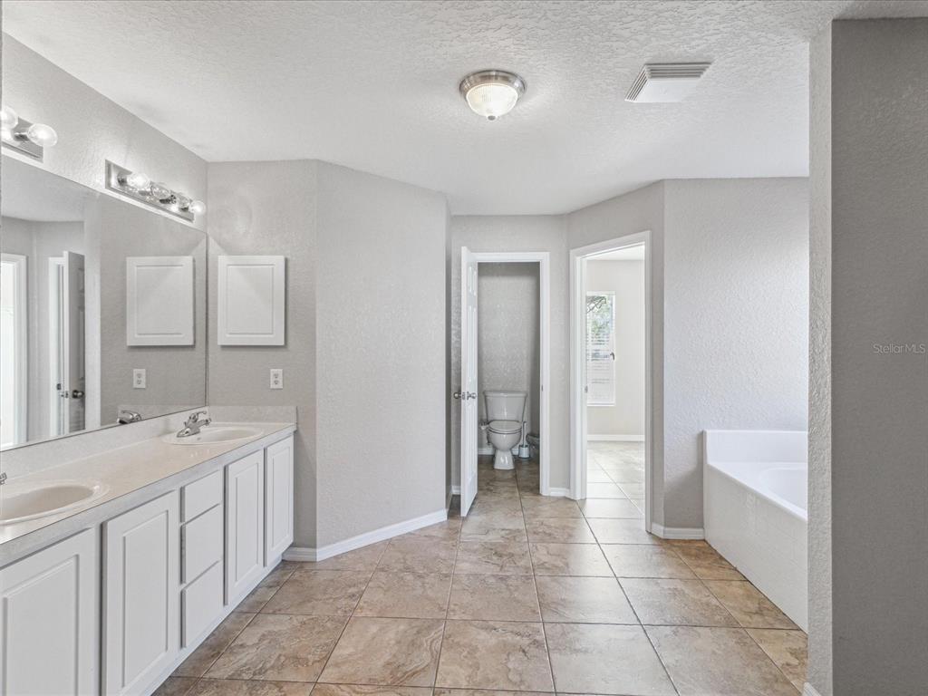 5121 Roble Avenue Spring Hill, FL 34608 - Photo 28 of 46 Gallery Image 28