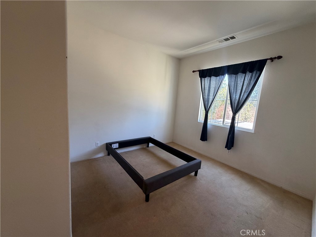 39161 Shree Road Temecula, CA 92591 - Photo 10 of 21 Downstairs bedroom