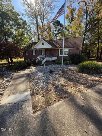 $329,000 | 2579 Highway 42, Goldston, NC 27252