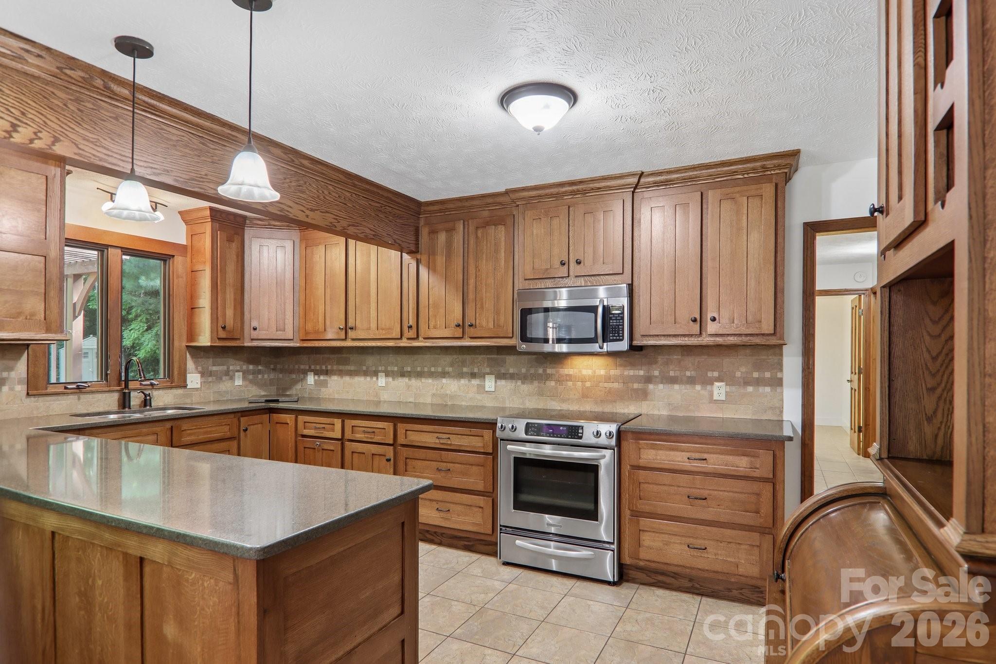 1952 Davis Mountain Road Hendersonville, NC 28739 - Photo 8 of 44