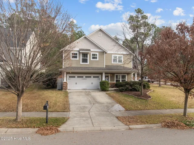 $420,000 | 725 Legacy Lakes Way, Aberdeen, NC 28315